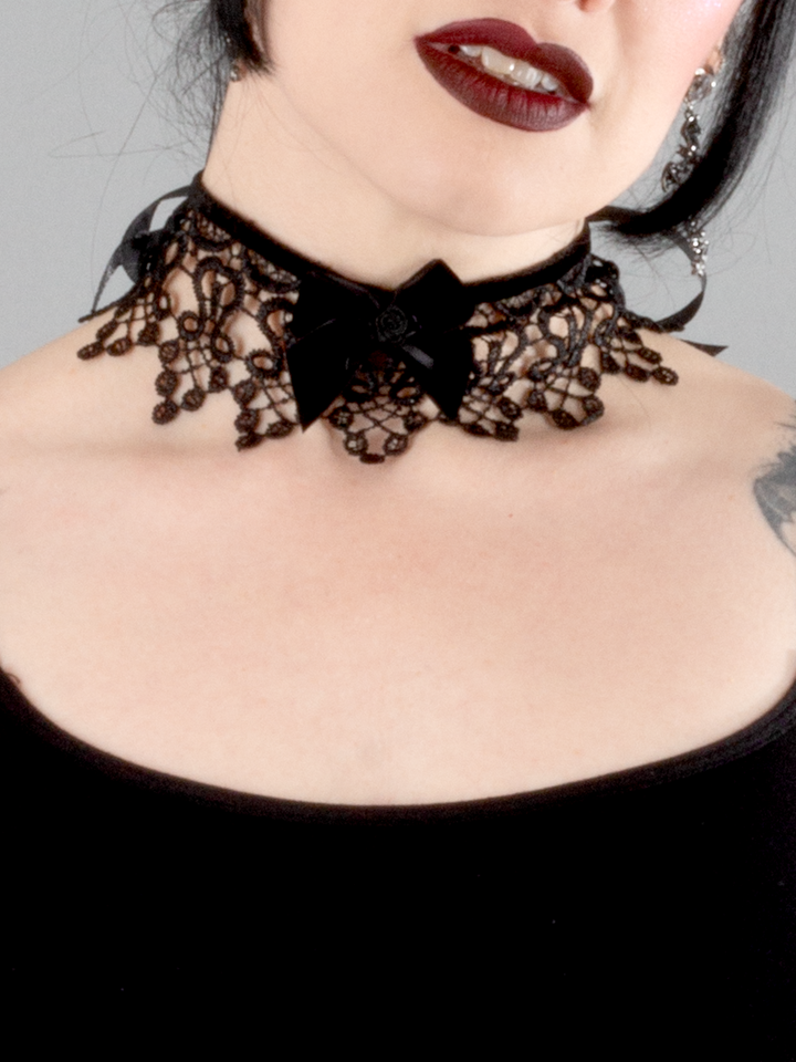 Venetian Lace and Velvet Choker